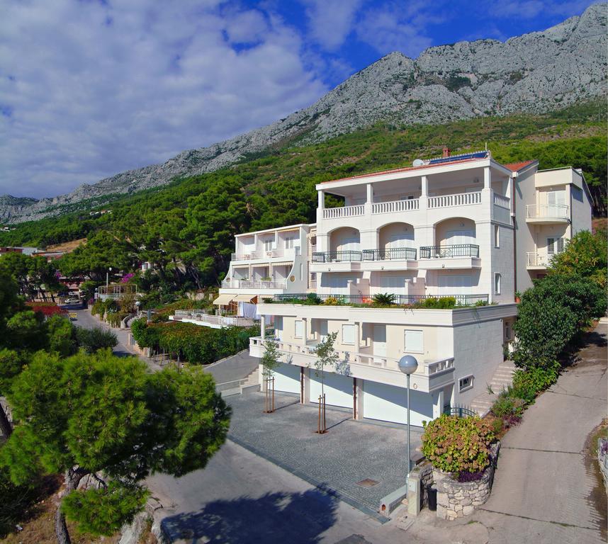 Apartments Villa Medic Brela Kültér fotó