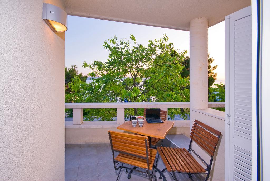 Apartments Villa Medic Brela Kültér fotó
