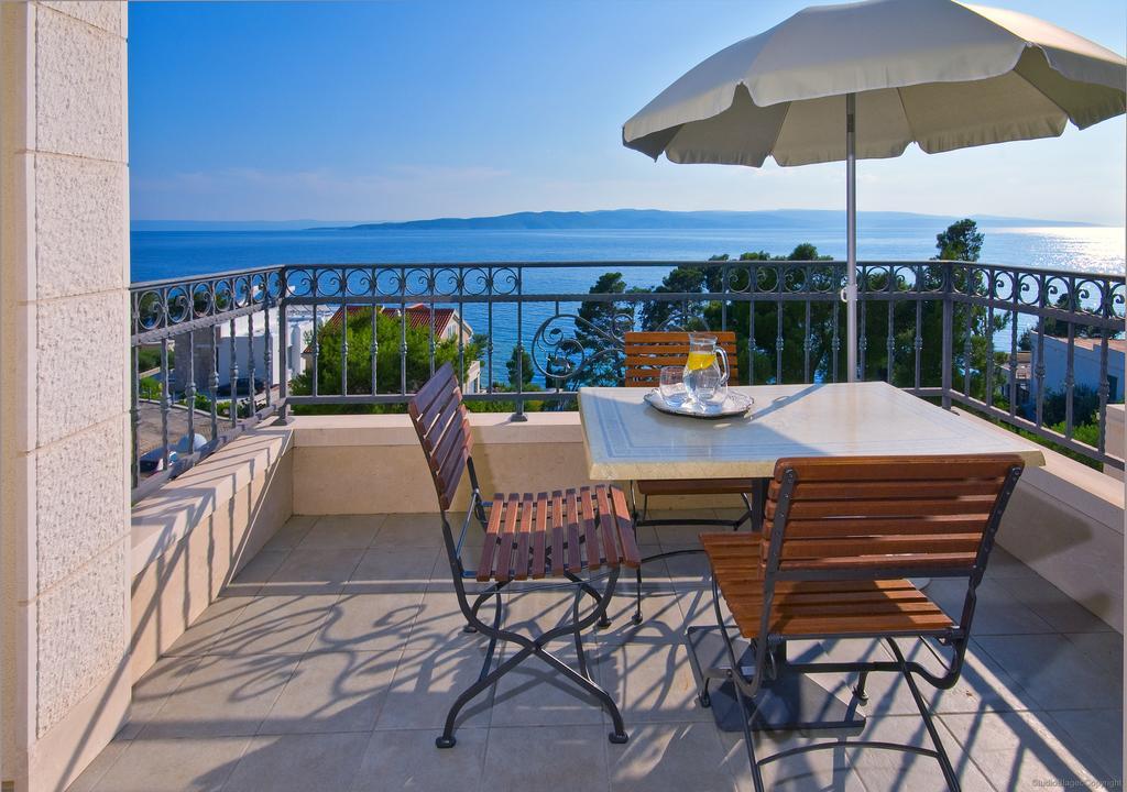 Apartments Villa Medic Brela Kültér fotó